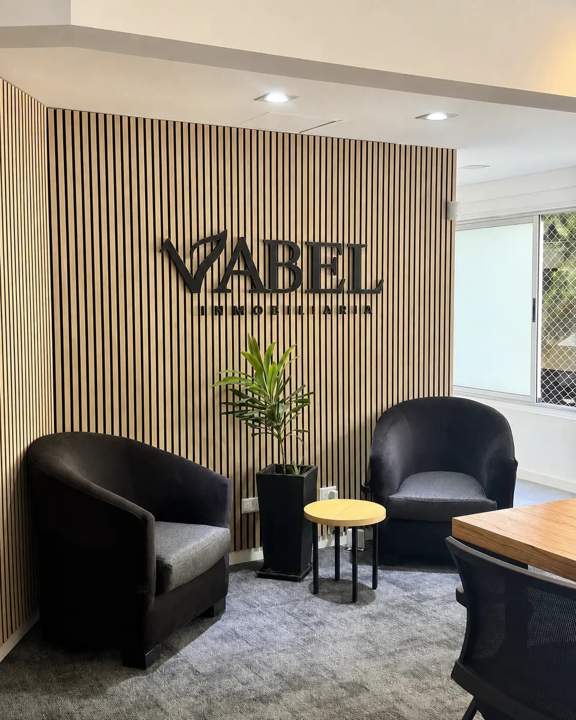 Oficina VABEL Inmobiliaria en Moyobamba, Perú